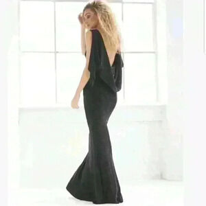 Sarvin Marylin Cowl Back Metallic Gown